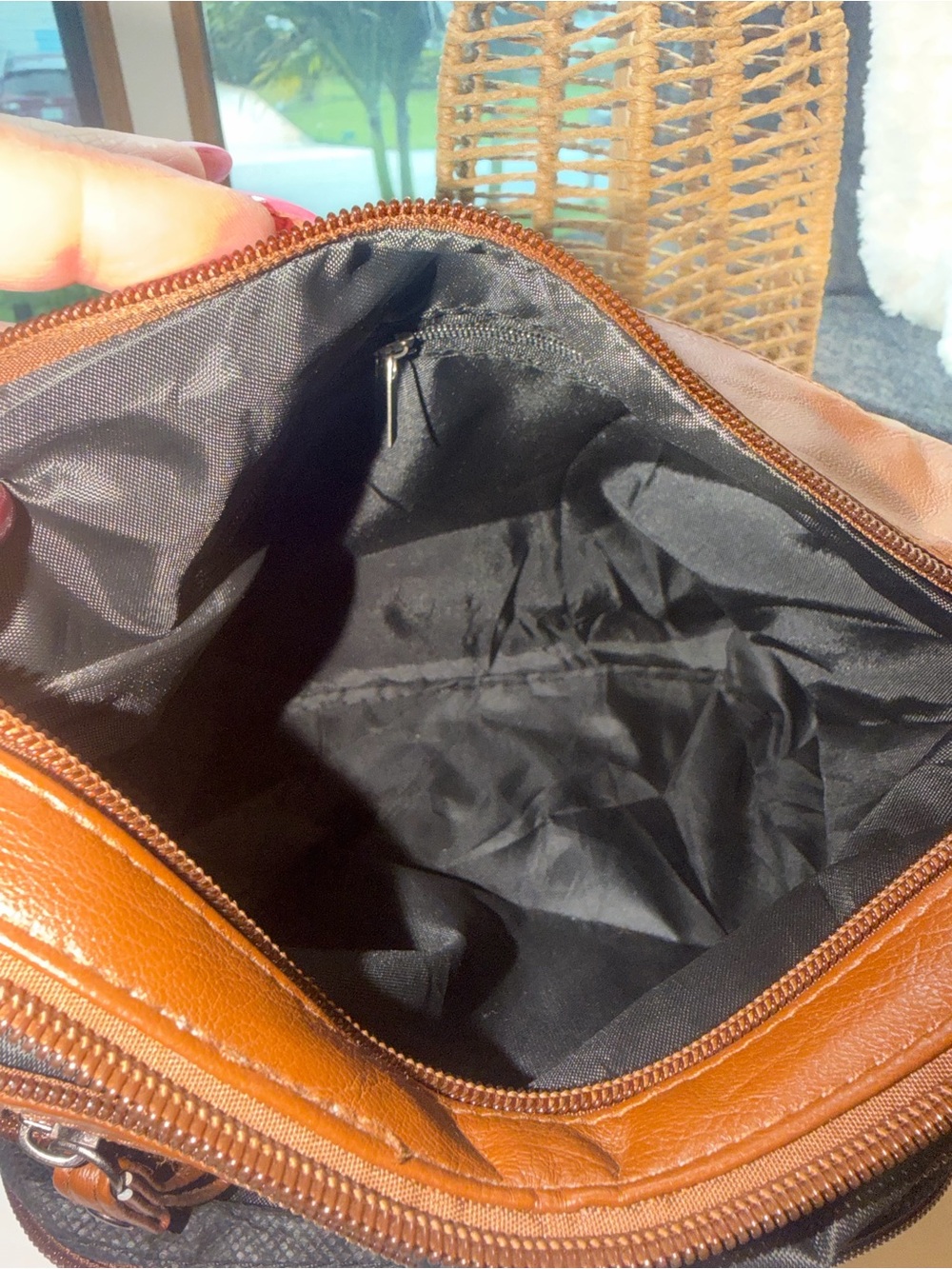 AFILE Crossbody Leather Shoulder Bag In Brown - Picture 13 of 16